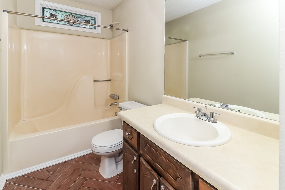 Building Photo - 2035 Castle Royale Dr