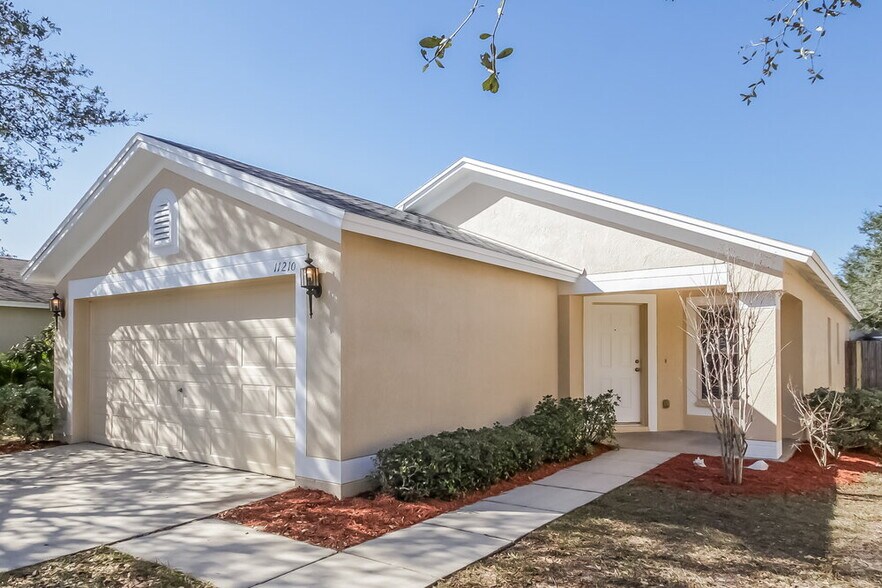 Building Photo - 11210 Summer Star Dr