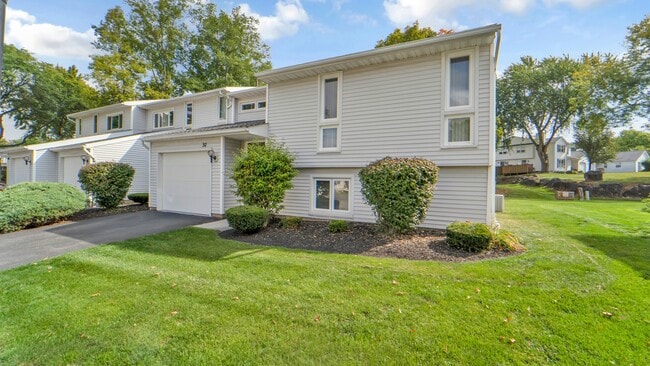 Building Photo - 37 Blue Ridge Rd