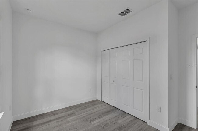 Building Photo - 2211 SW 153rd Pl Rd