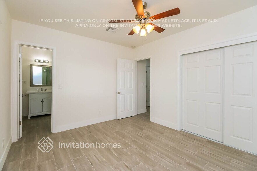 Building Photo - 743 W Ivanhoe St