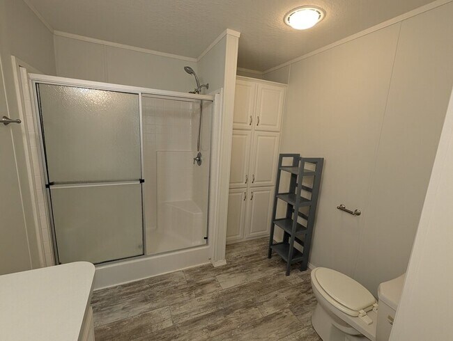 Building Photo - 6806 Pearson Ln