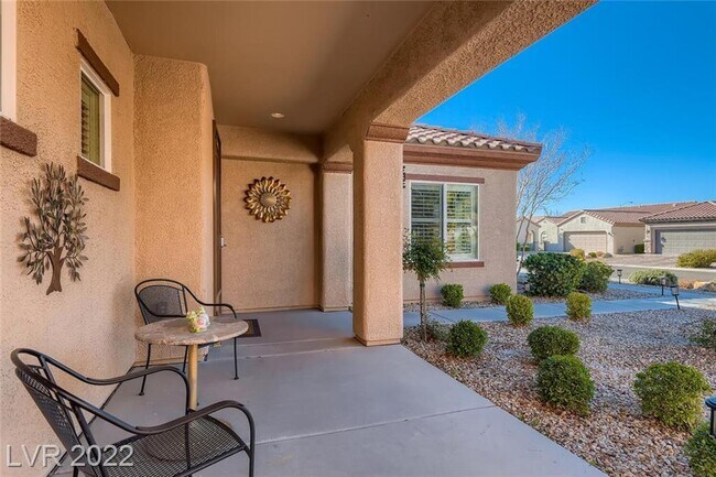 Building Photo - 2249 Canyonville Dr