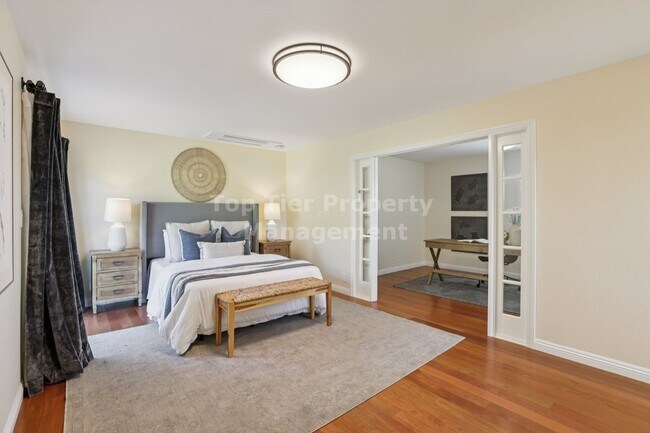 Building Photo - 44 Lariat Ct
