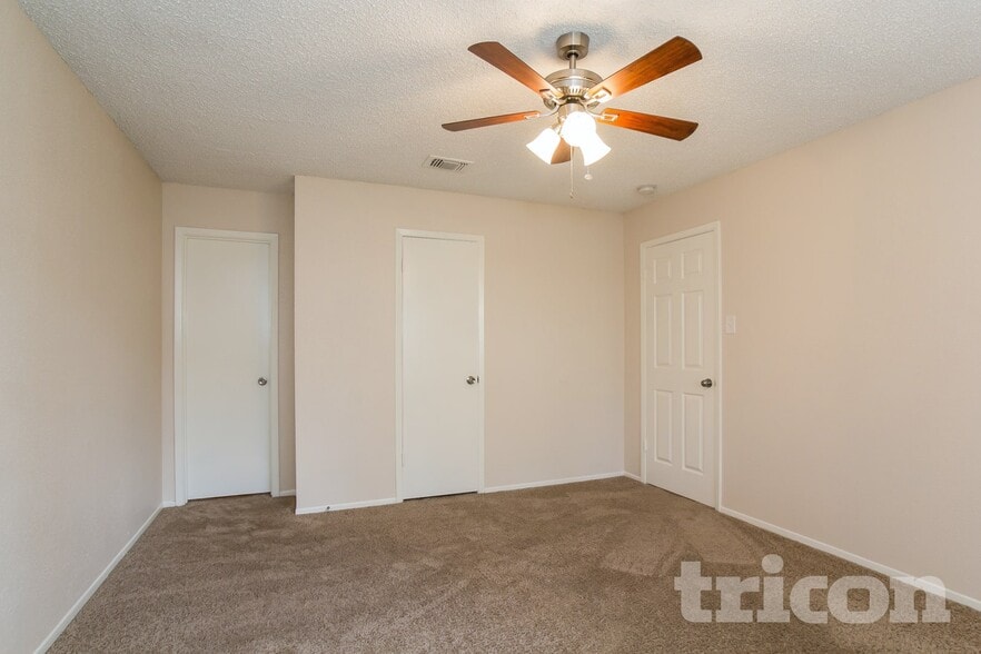 Building Photo - 6329 Porterway Dr