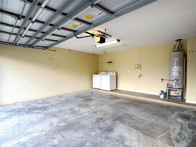 Building Photo - 538 Solana Cir