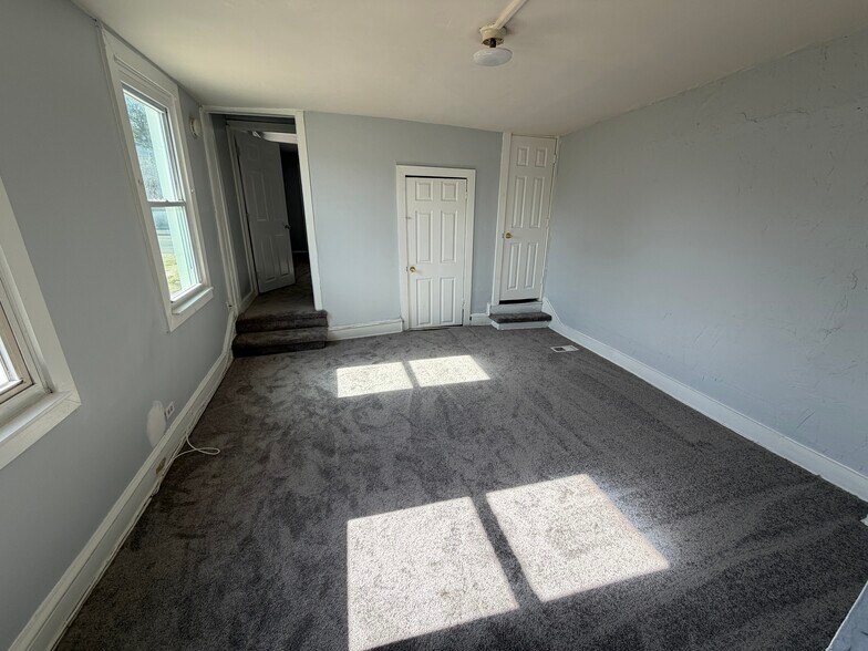 Building Photo - 1614 Kings Hwy