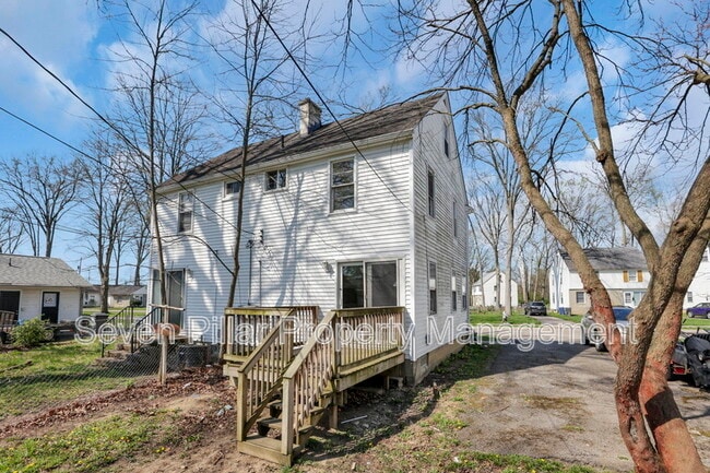 Building Photo - 406 Beechtree Rd