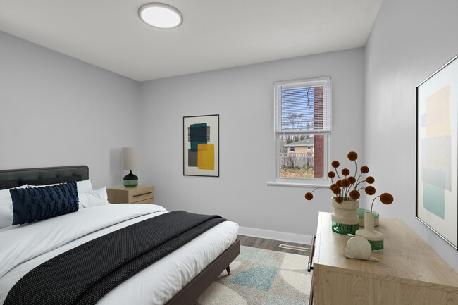 Building Photo - 3614 Linneman St