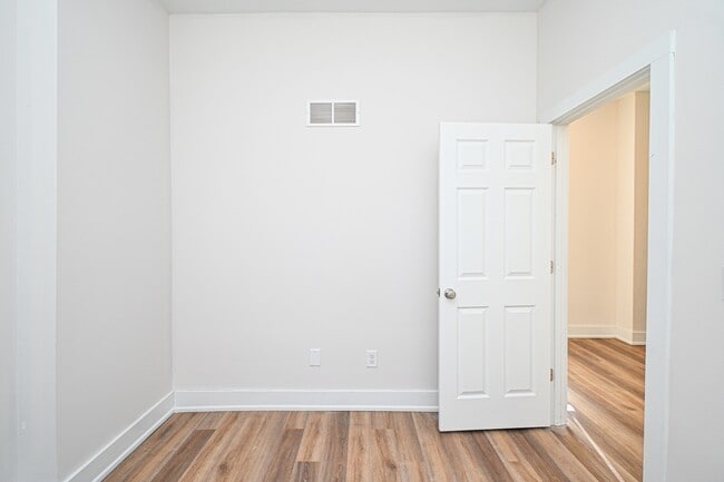 Building Photo - 4151 Chambers St