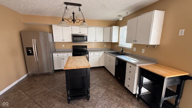 Building Photo - 6526 Abby Ln