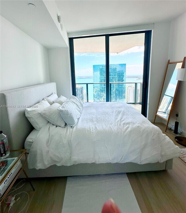 Building Photo - 1300 S Miami Ave