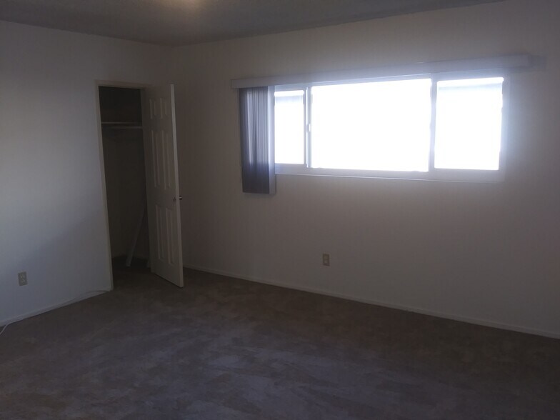 Building Photo - 2909 W 235th St