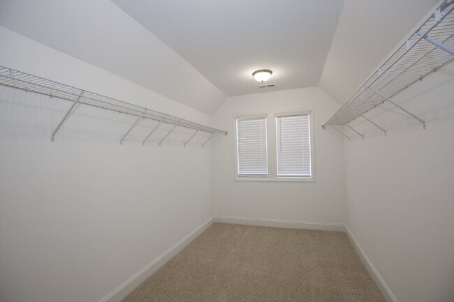 Building Photo - Charming 4 Bedroom Rental Home with Spacious Layout in Carthage, NC!