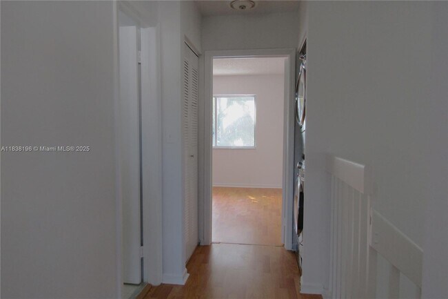 Building Photo - 17278 SW 139th Ct
