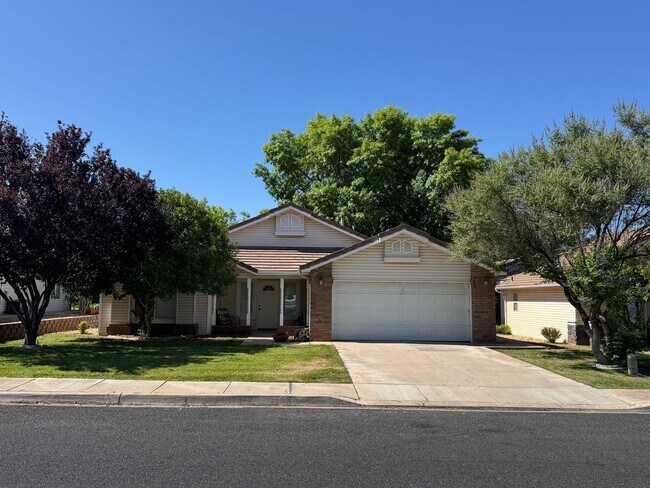 Building Photo - 1141 W 360 N
