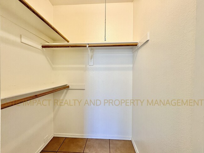 Building Photo - 1312 W Yavapai St