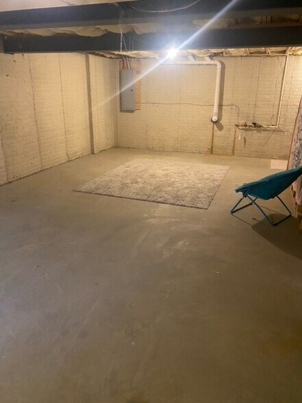 Large Unfinished basement - 1159 Ledge Dr