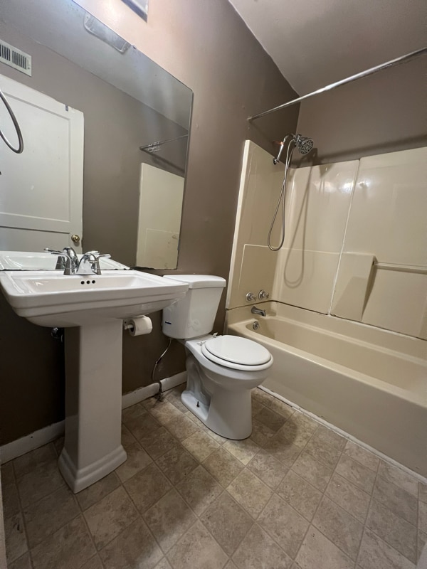 Building Photo - 2610 Flamingo Dr