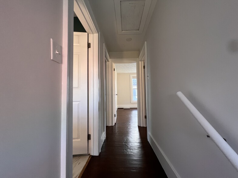 Building Photo - 538 Webster St