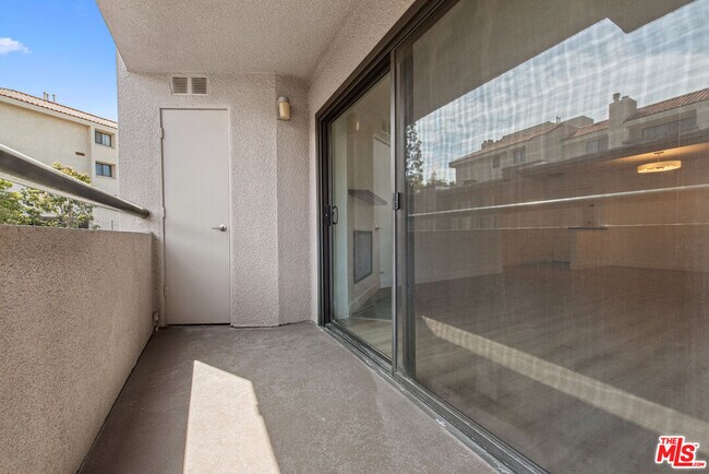 Building Photo - 8300 Manitoba St