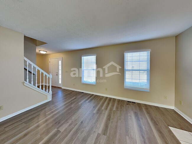 Building Photo - 2154 Canyon Ct