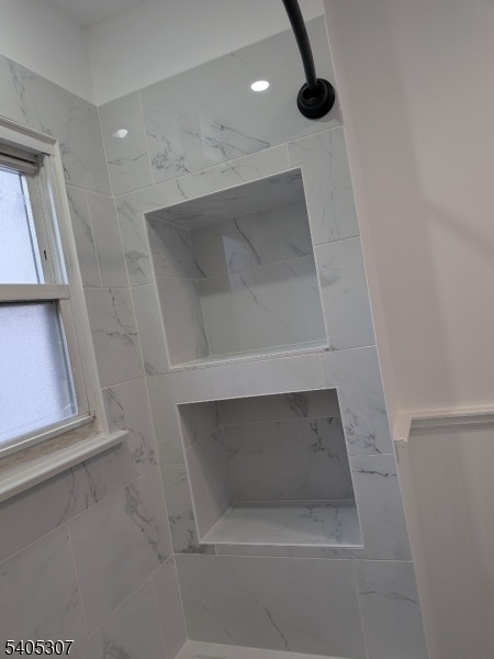 Building Photo - 134 S Clinton St