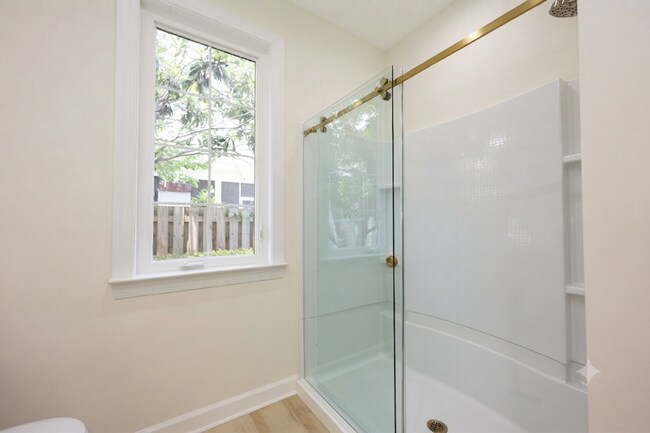 Building Photo - Church Street Village Home For Rent