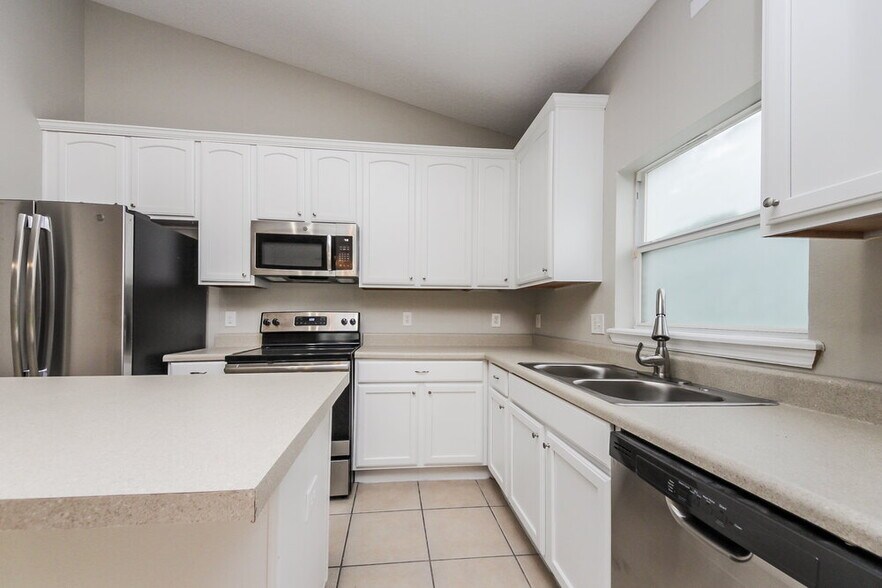 Building Photo - 4313 Creeks Run Blvd