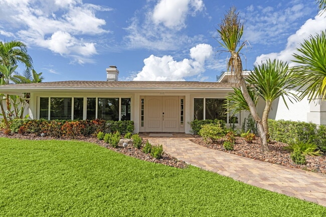 Building Photo - 7447 NW 82nd Terrace