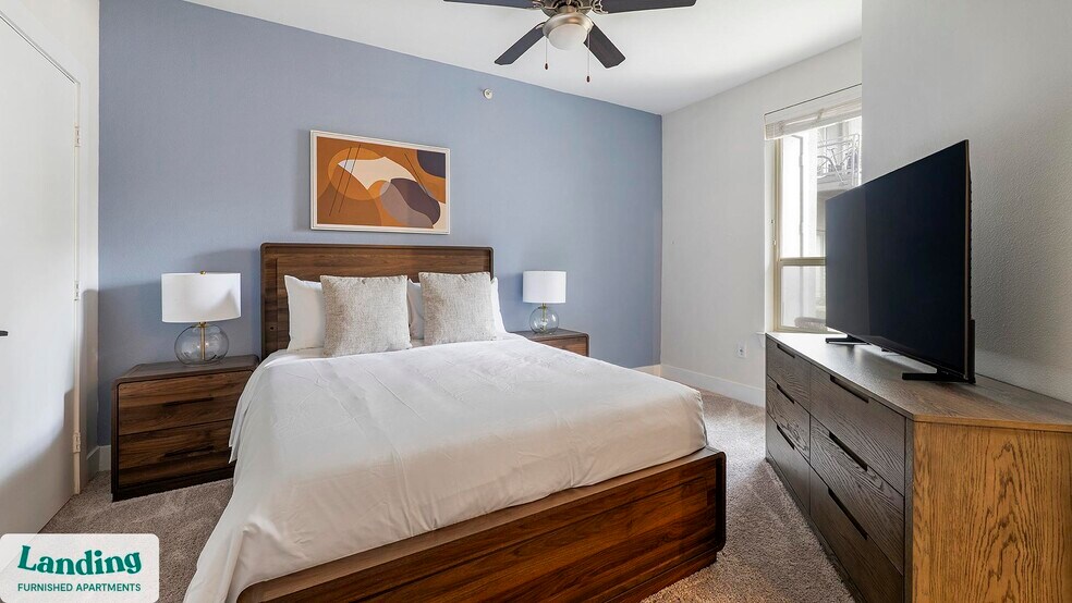 Building Photo - 810 W St Johns Ave