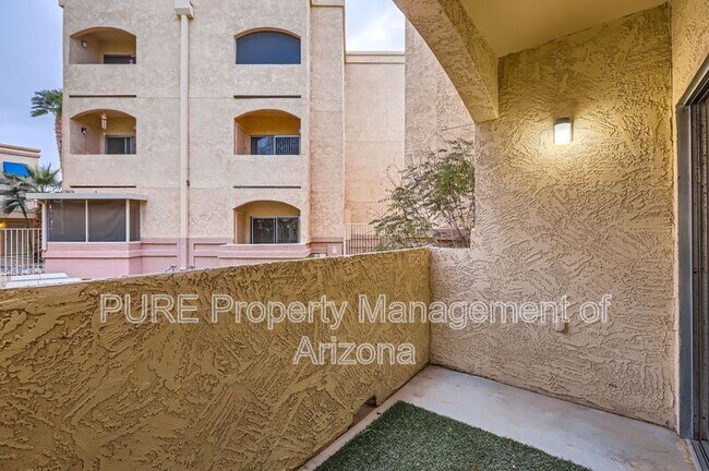 Building Photo - 12221 W Bell Rd