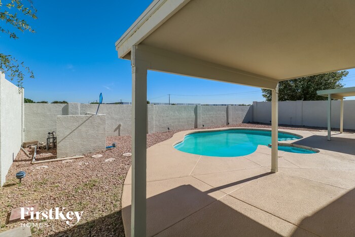 Building Photo - 8023 N 108th Dr