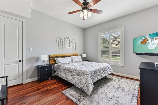 Building Photo - 122 Silverstone Dr