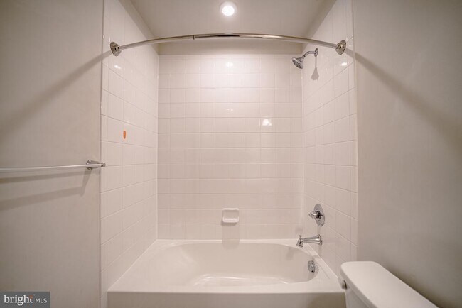 Building Photo - 9816 Cedarmass Cir