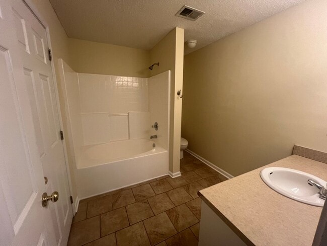 Building Photo - 14163 River Point Cir