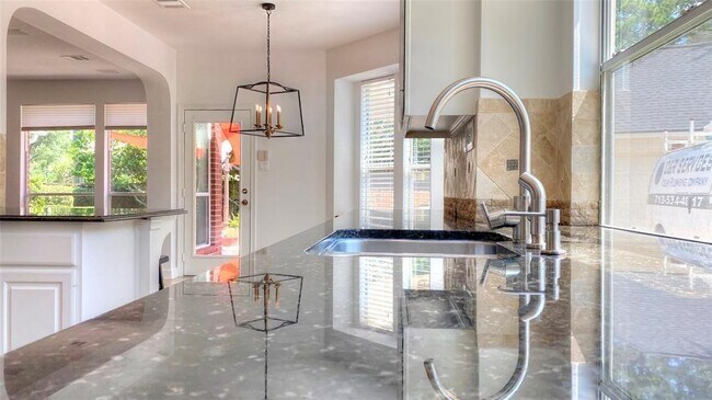 Building Photo - 5510 Cherry Creek Bend Ct