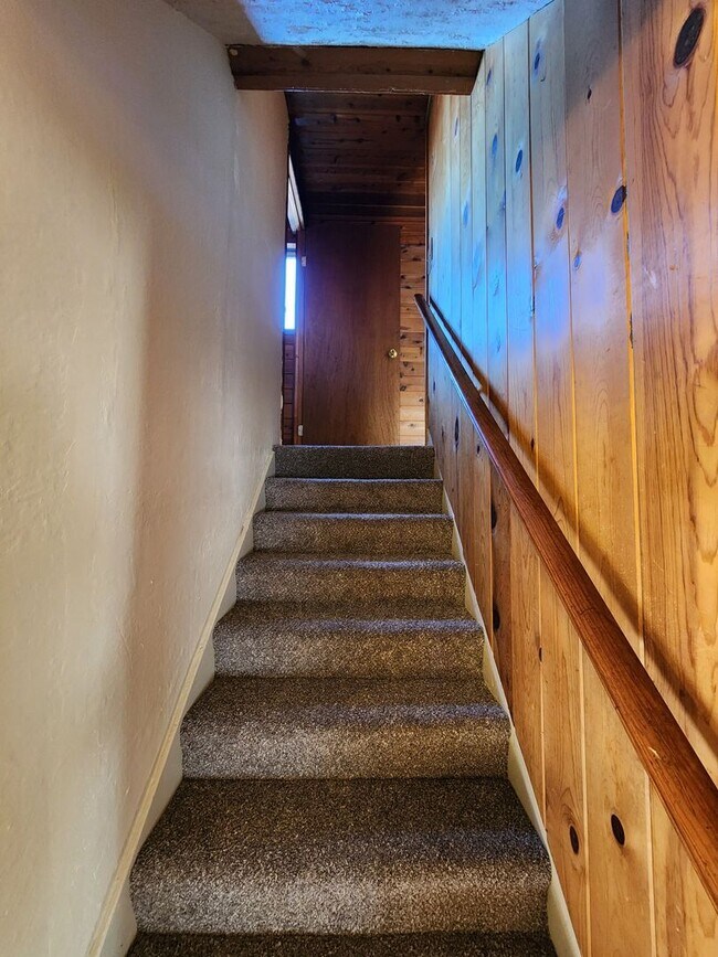 Building Photo - 122 Brennan St