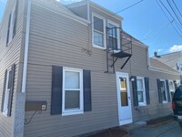 Building Photo - 4-6 Oliver Ct