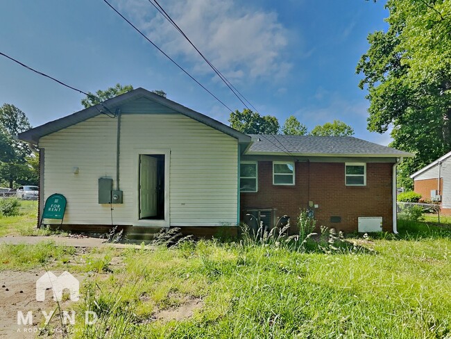 Building Photo - 5119 Snow White Ln