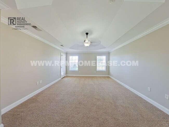 Building Photo - ELEGANT 4/3 + OFFICE IN GATED CHANAN ESTATES | Gas Fireplace + Formal Dining!