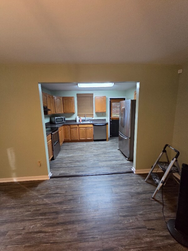 Building Photo - 163 Lanning Ave