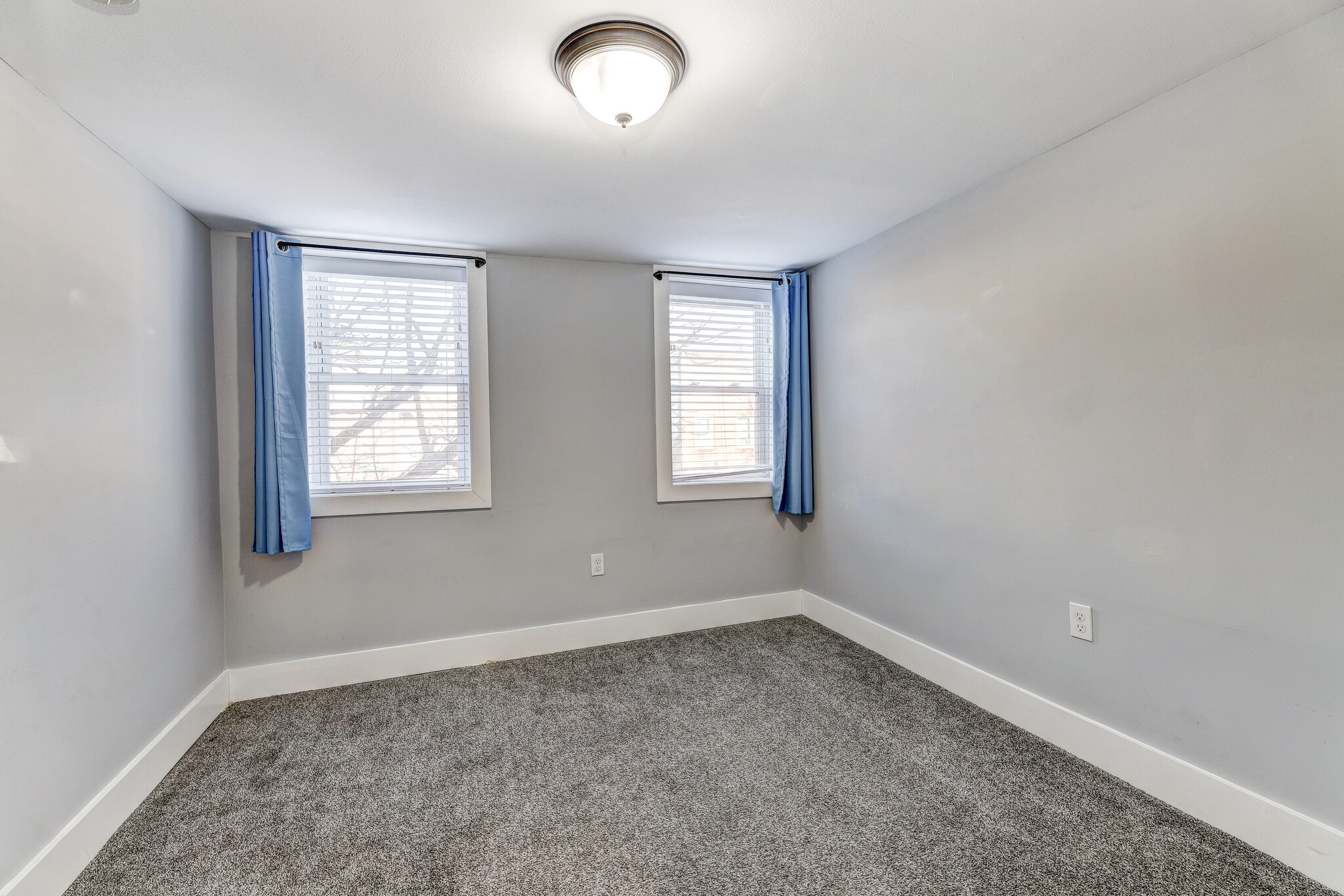 Second floor bedroom. - 60 S Carrollton Ave