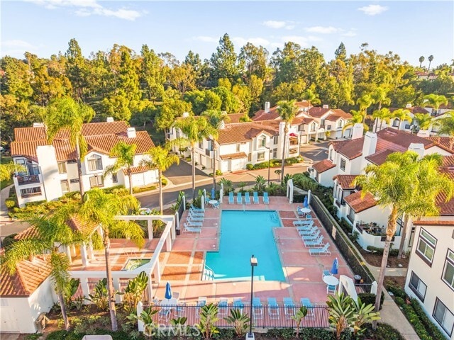 Building Photo - 15 Silver Glade Dr