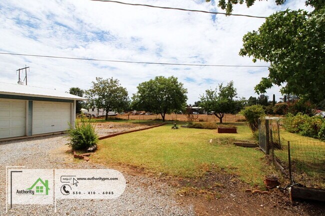 Building Photo - 8615 Patricia Dr