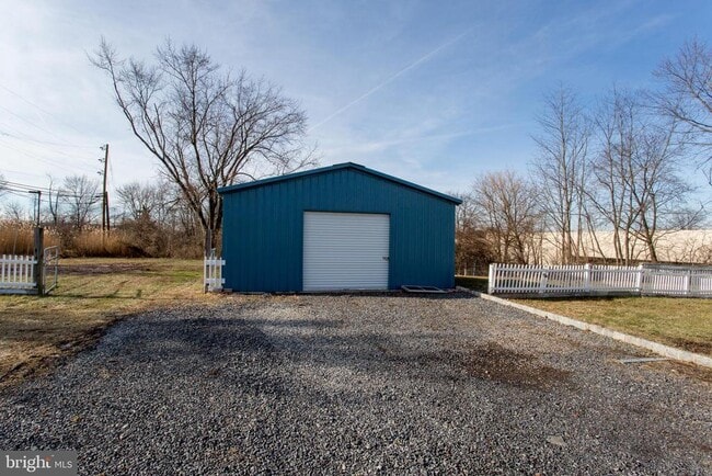 Building Photo - 4220 Bethlehem Pike