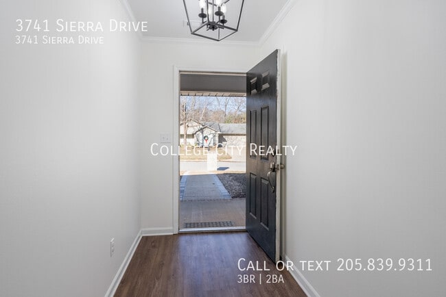 Building Photo - 3741 Sierra Dr