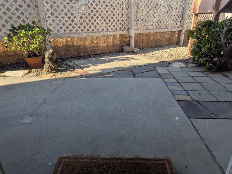 Building Photo - 216 Melrose Dr