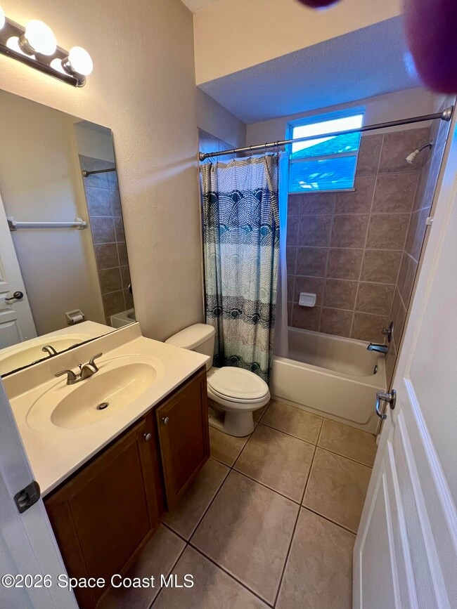 Building Photo - 1162 Becket Pl