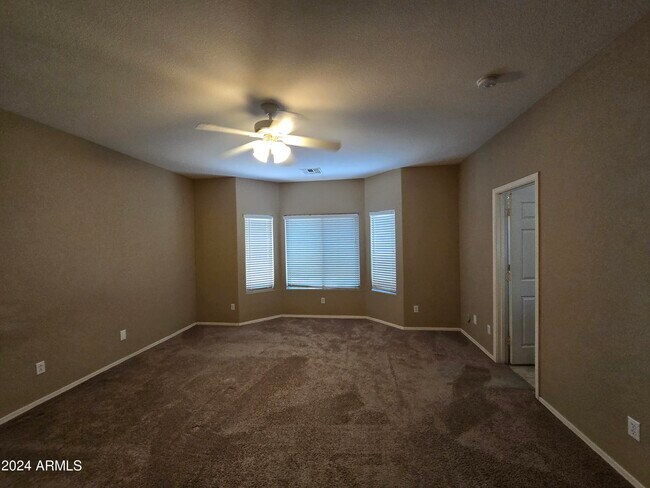 Building Photo - 3741 E Derringer Way